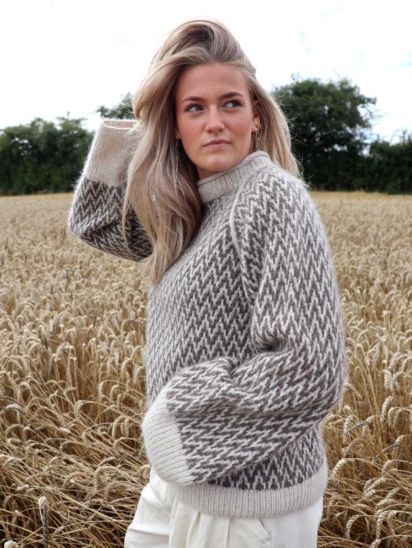 Obscura Sweater Obscura Sweater