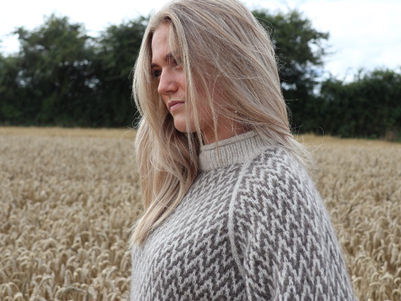 Obscura Sweater 6 Obscura Sweater