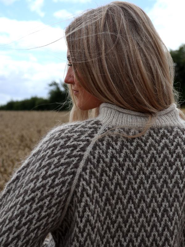 Obscura Sweater 7 Obscura Sweater
