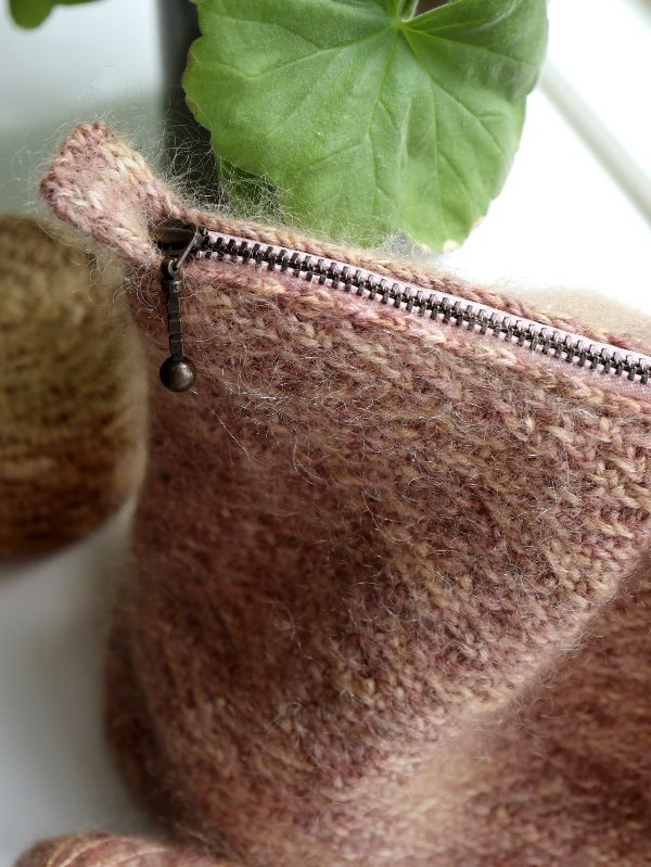Violetta Clutch 5 Violetta Clutch